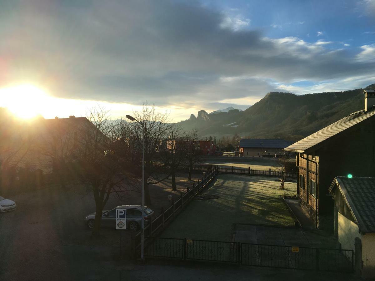 Brueckenwirt Hotel ฮัลล์ไอน์ ภายนอก รูปภาพ