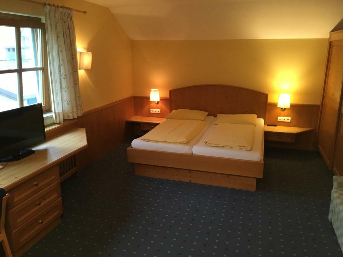 Brueckenwirt Hotel ฮัลล์ไอน์ ภายนอก รูปภาพ